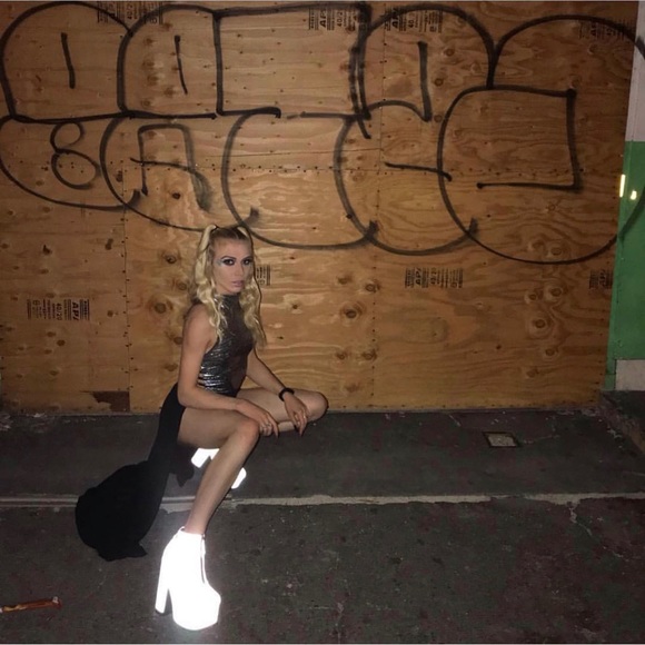 YRU Nightmare Platform Heels Dollskill (7) - Picture 2 of 8